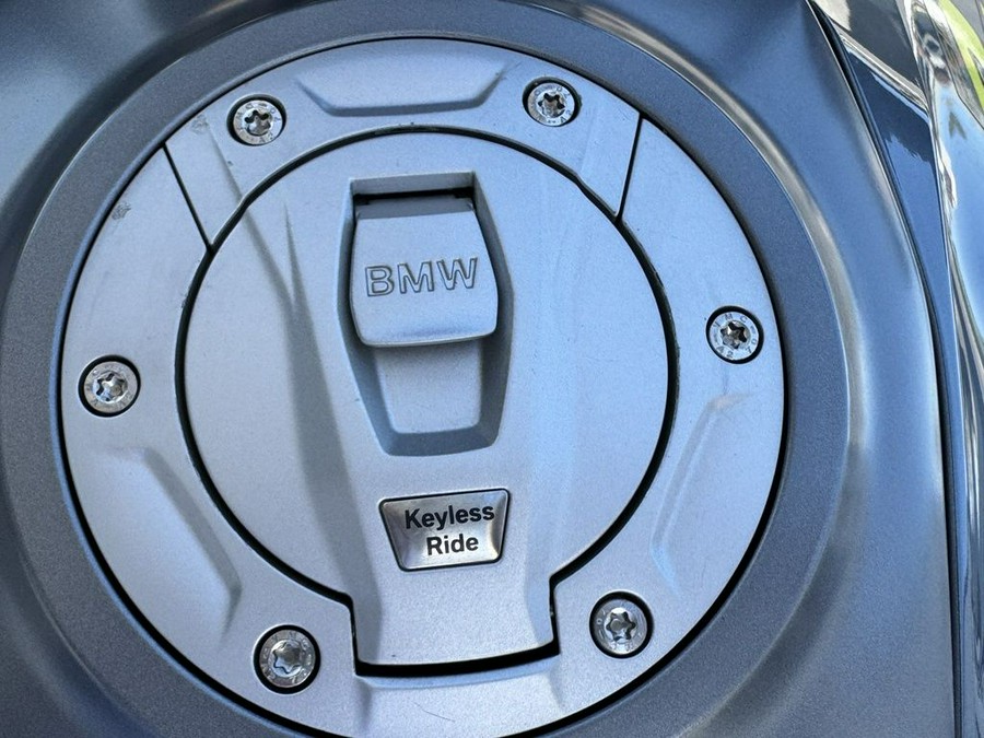 2023 BMW F 900 R Exclusive