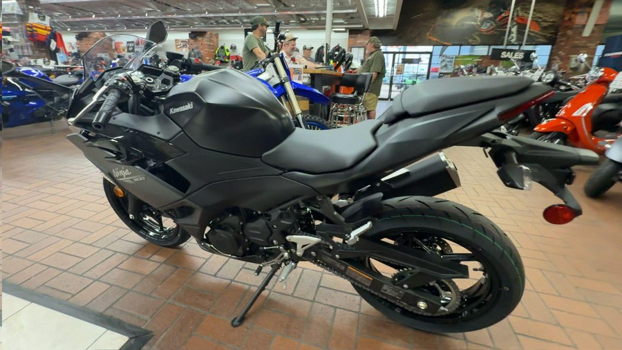 2026 Kawasaki NINJA 500 ABS