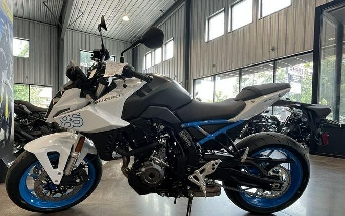 2023 Suzuki GSX-8S