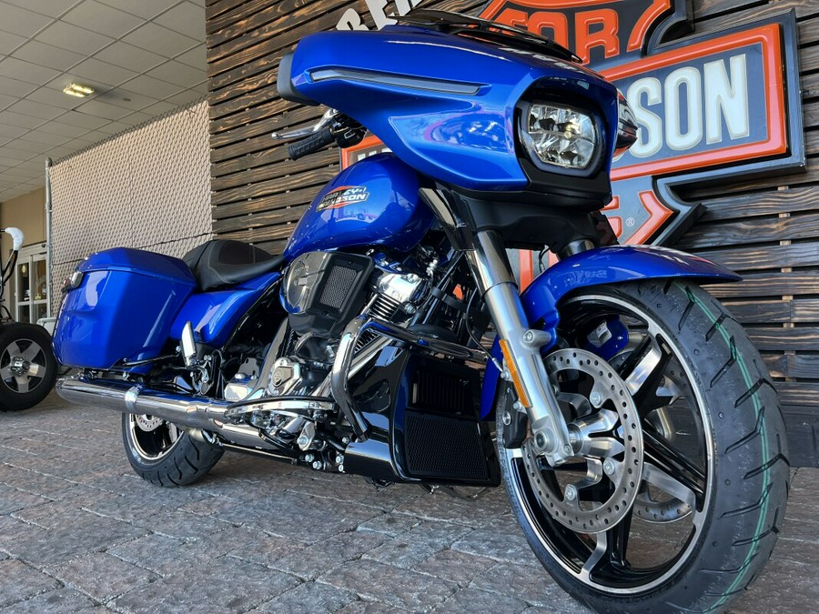 FLHX 2024 Street Glide®