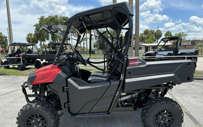 2025 Honda Pioneer 700 Deluxe