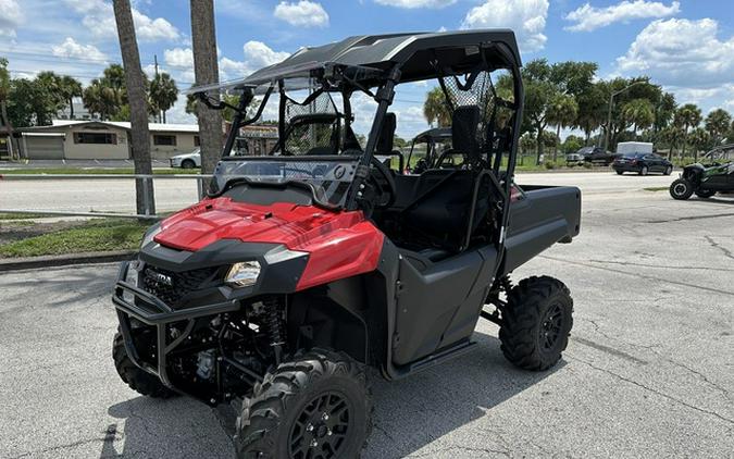 2025 Honda Pioneer 700 Deluxe