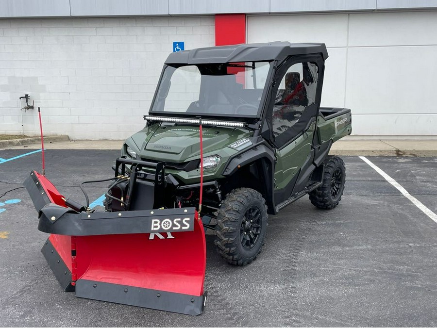 2022 Honda Pioneer 1000 Deluxe