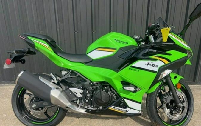 2025 Kawasaki Ninja 500 KRT EDITION