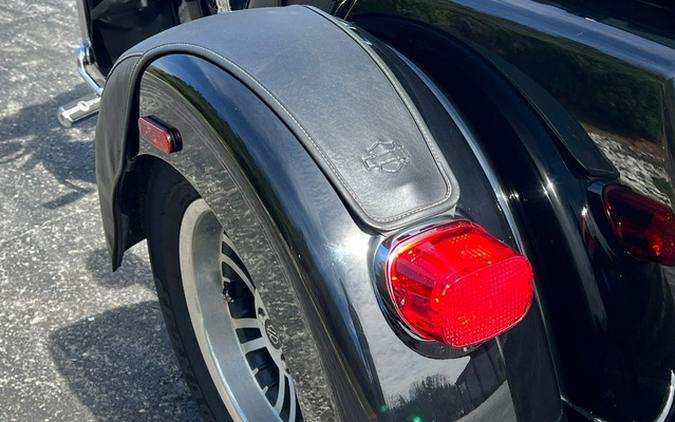 2021 Harley-Davidson Trike FLHTCUTG - Tri Glide Ultra