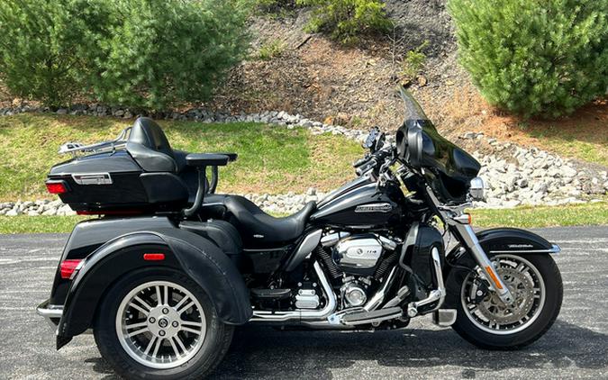 2021 Harley-Davidson Trike FLHTCUTG - Tri Glide Ultra