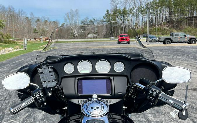 2021 Harley-Davidson Trike FLHTCUTG - Tri Glide Ultra