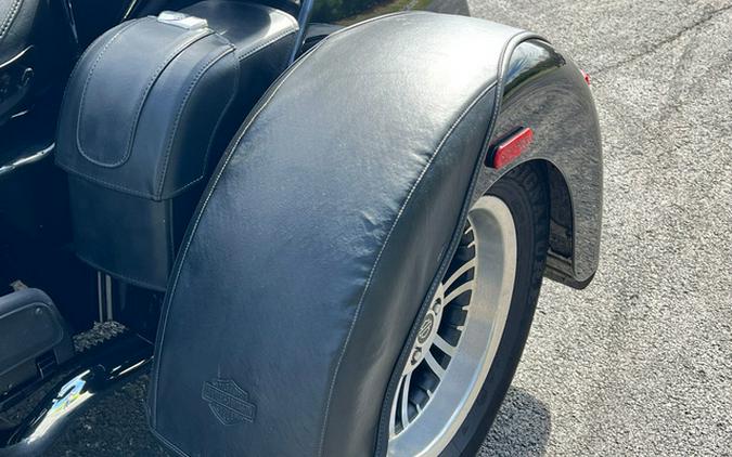 2021 Harley-Davidson Trike FLHTCUTG - Tri Glide Ultra