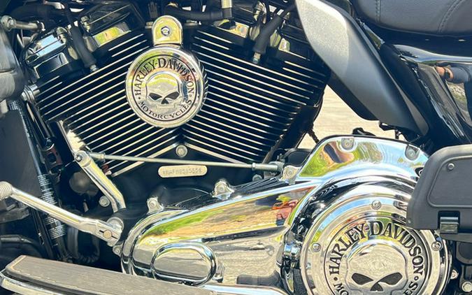 2021 Harley-Davidson Trike FLHTCUTG - Tri Glide Ultra