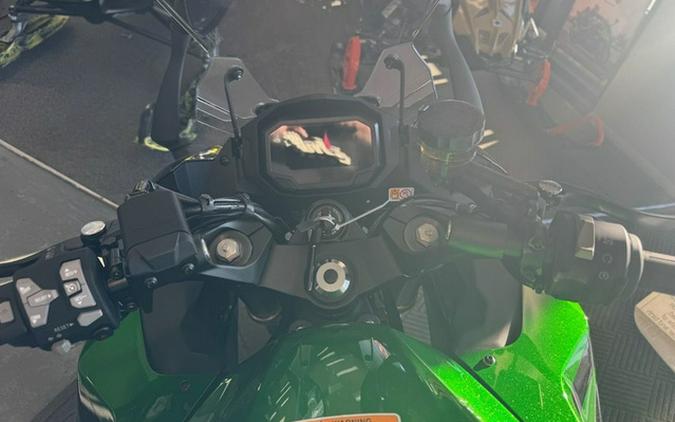 2025 Kawasaki Ninja 1100SX SE ABS