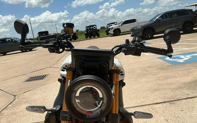 2026 Yamaha XSR900