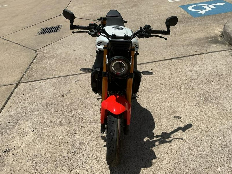 2026 Yamaha XSR900