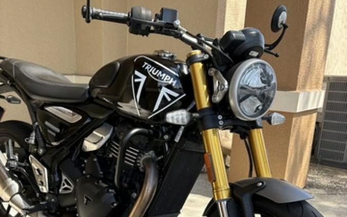 2024 Triumph Speed 400 Phantom Black Storm Grey