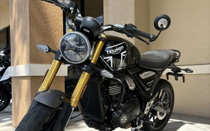 2024 Triumph Speed 400 Phantom Black Storm Grey