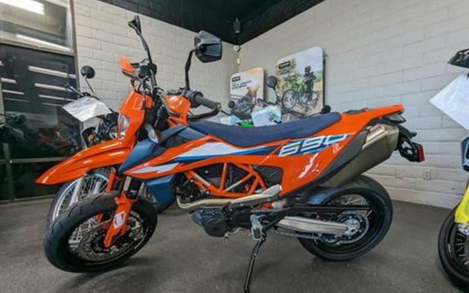 2024 KTM 690 SMC R