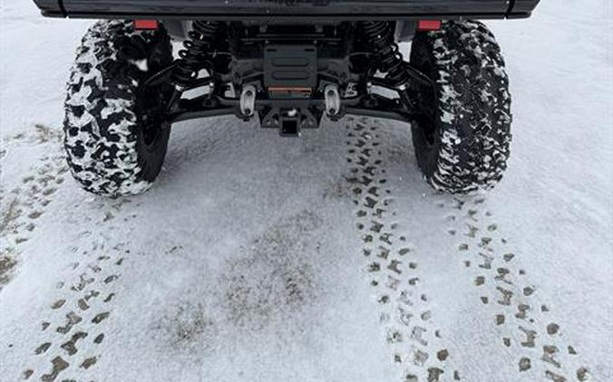 2026 Can-Am Defender XT CAB HD11