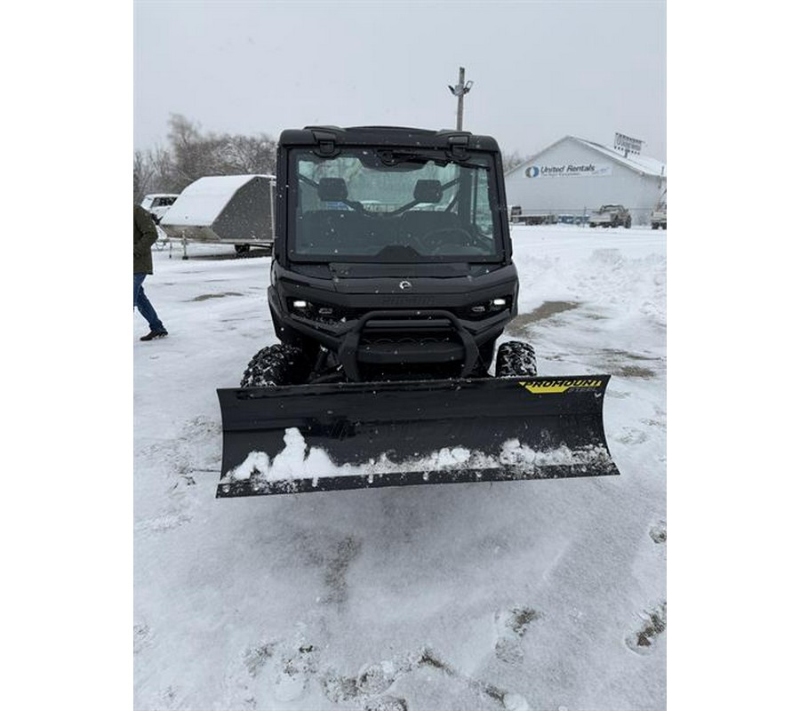 2026 Can-Am Defender XT CAB HD11