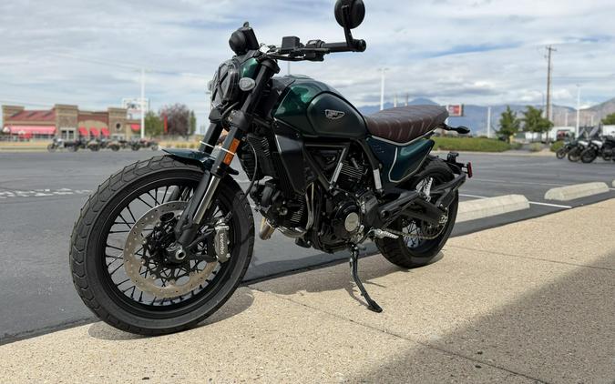 2026 Ducati Scrambler Icon Dark Emerald Green