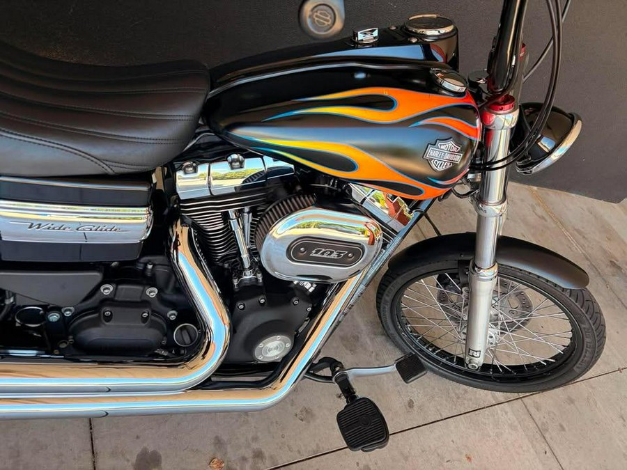 FXDWG 2016 Wide Glide®