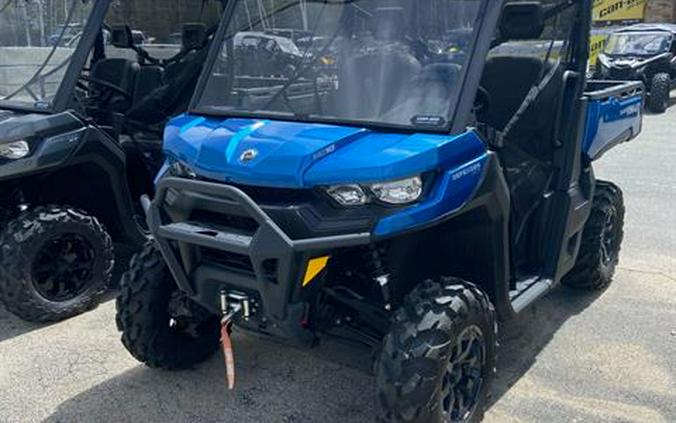 2023 Can-Am Defender XT HD10