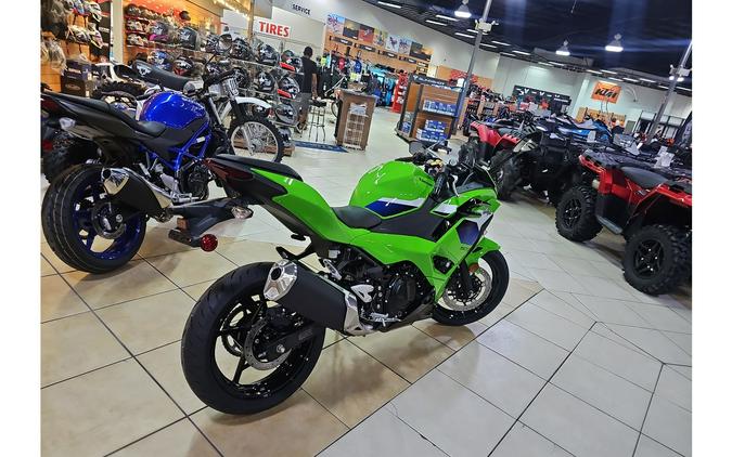 2026 Kawasaki Ninja® 500 Base