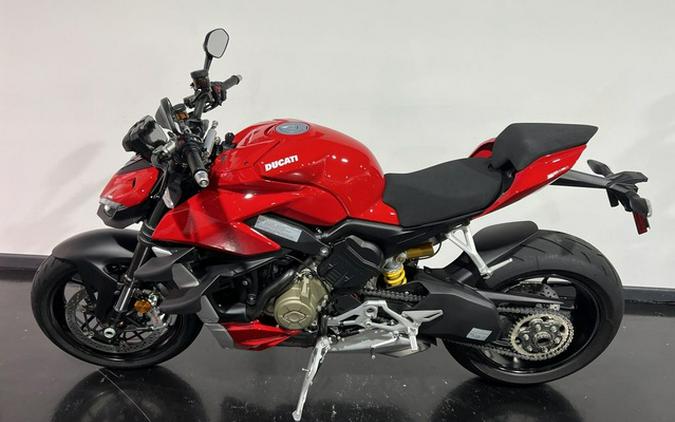 2021 Ducati Streetfighter V4 Ducati Red