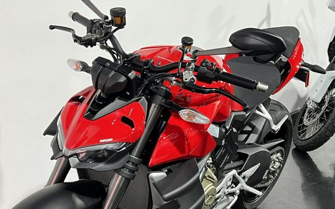 2021 Ducati Streetfighter V4 Ducati Red