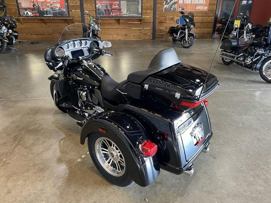 2024 Harley-Davidson® FLHTCUTG - Tri Glide® Ultra