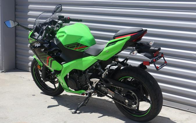 2023 Kawasaki Ninja 400