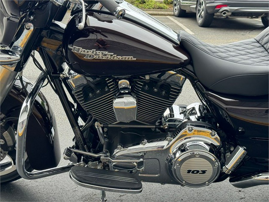 2011 Harley-Davidson® Street Glide