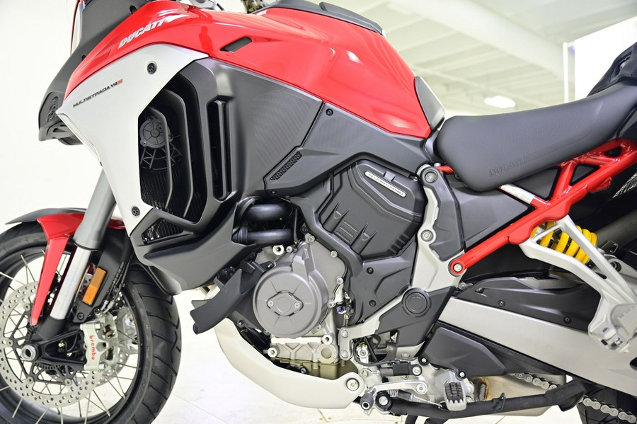 2024 Ducati Multistrada V4 S Travel & Radar Spoked Wheels