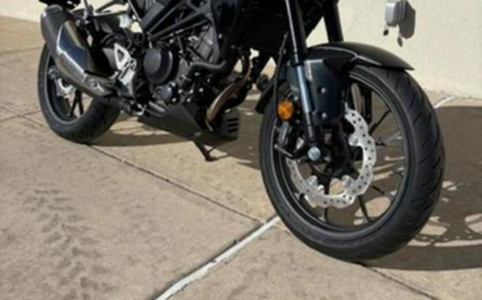 2025 Honda CB300R ABS