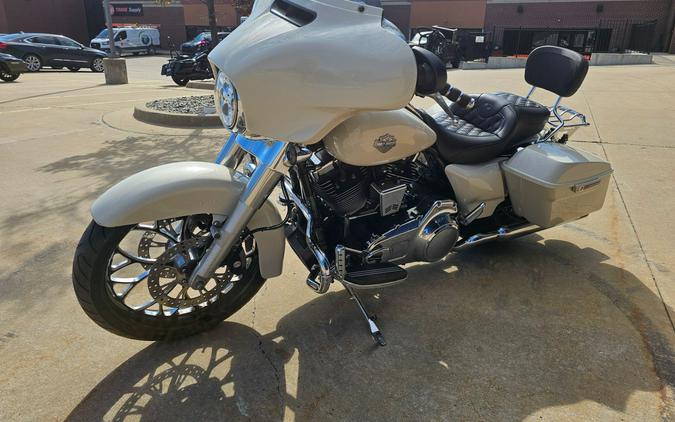 2016 Harley-Davidson Street Glide® Special