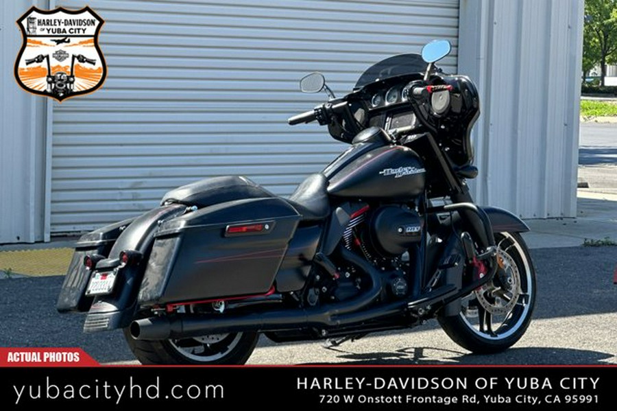 2014 Harley-Davidson FLHXS
