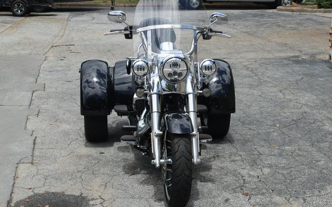 2021 Harley-Davidson Freewheeler Vivid Black