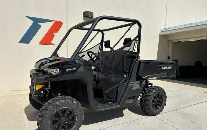 2024 Can-Am® Defender DPS HD10 Timeless Black