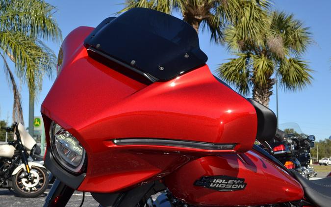 2025 Harley-Davidson Street Glide® Brilliant Red - FLHX
