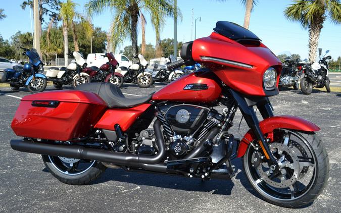 2025 Harley-Davidson Street Glide® Brilliant Red - FLHX