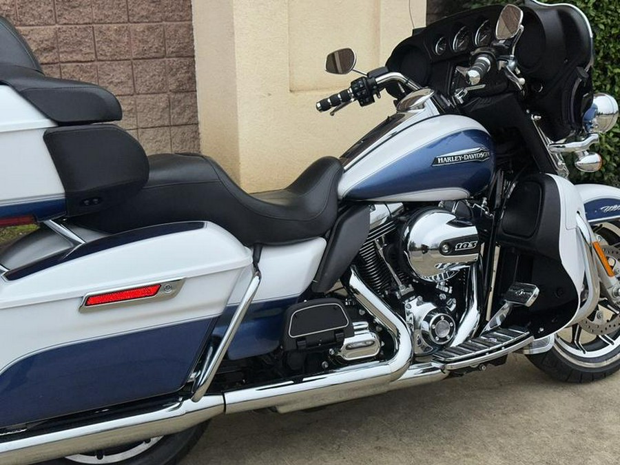 2015 Harley-Davidson® FLHTCUL - Electra Glide® Ultra Classic® Low