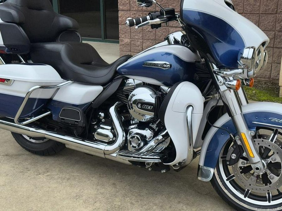 2015 Harley-Davidson® FLHTCUL - Electra Glide® Ultra Classic® Low