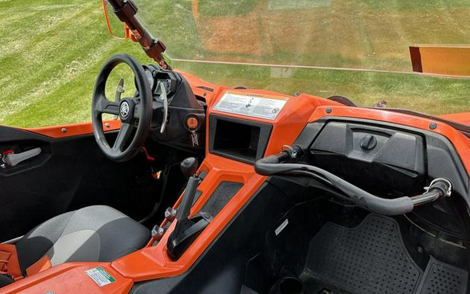 2017 Yamaha YXZ 1000R SS Blaze OrangeBlack