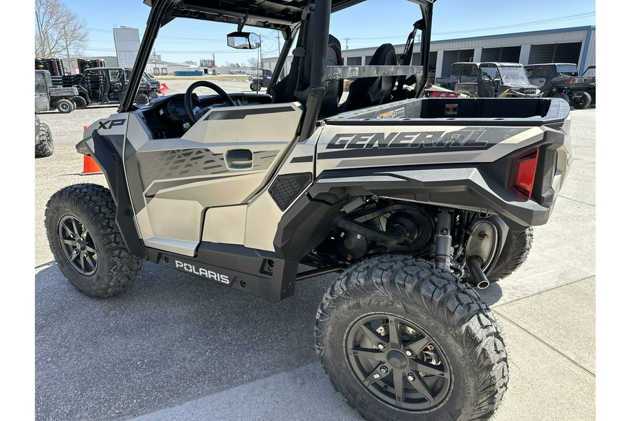 2024 Polaris Industries GENERAL XP 1000 PREMIUM