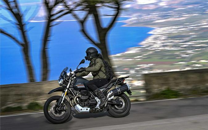 2023 Moto Guzzi V85 TT Base