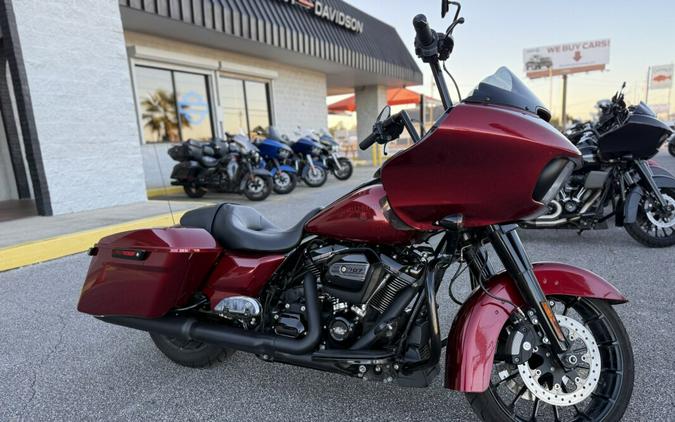 2018 Harley-Davidson® Road Glide® Special Hard Candy Hot Rod Red Flake