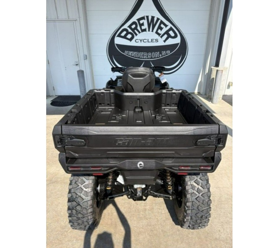 2026 Can-Am® Outlander MAX 6x6 Backcountry 1000R
