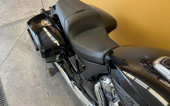 2021 Indian Challenger Thunder Black