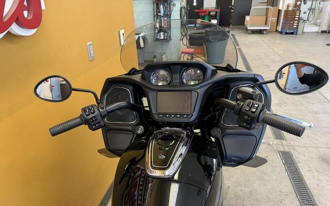 2021 Indian Challenger Thunder Black