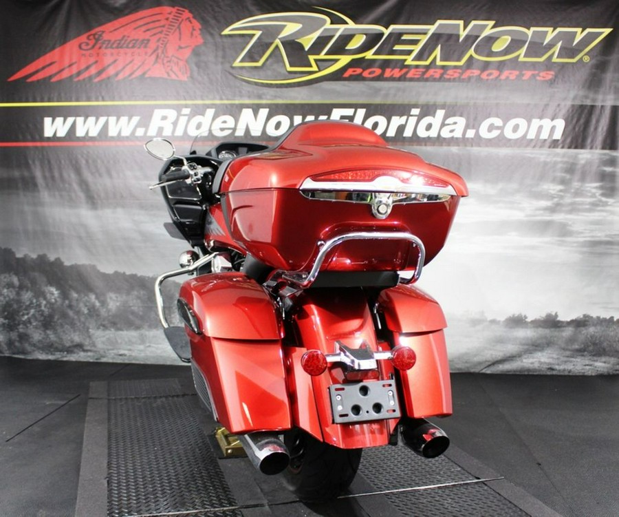 2021 Indian Motorcycle® Challenger® Limited Ruby Metallic