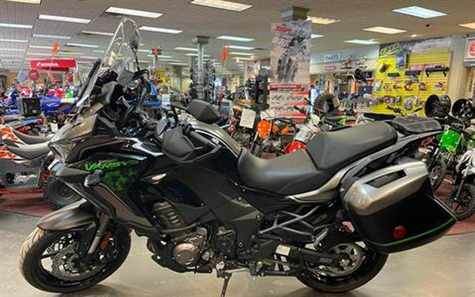 2023 Kawasaki Versys 1000 SE LT+