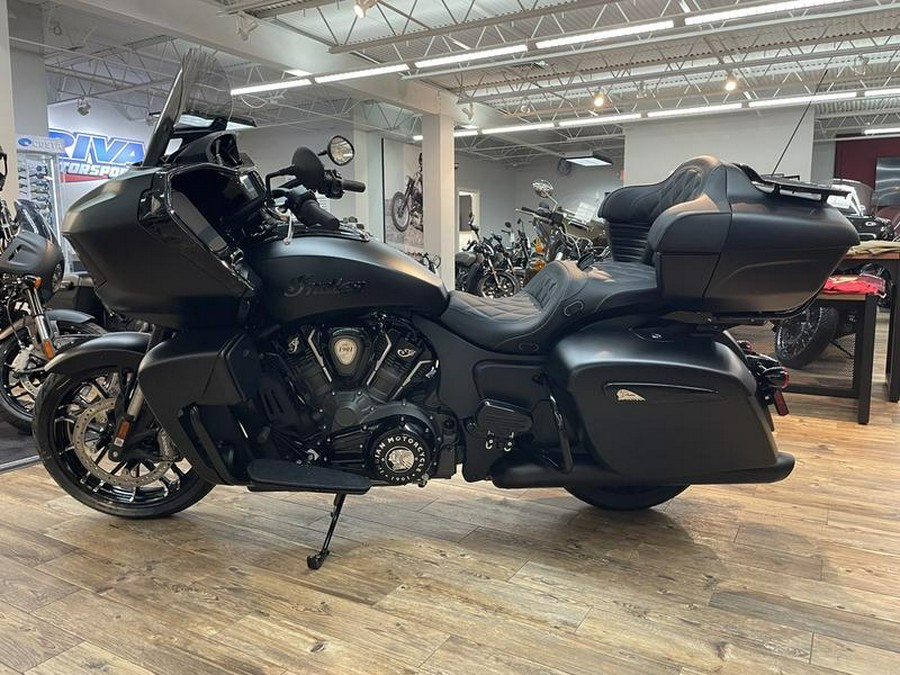 2024 Indian Motorcycle® Pursuit® Dark Horse® Black Smoke